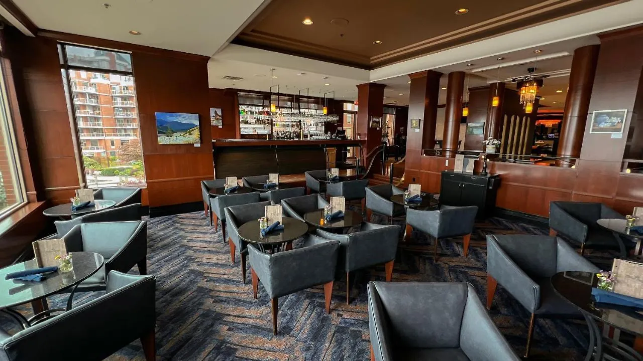 Coast Victoria Hotel & Marina By Apa